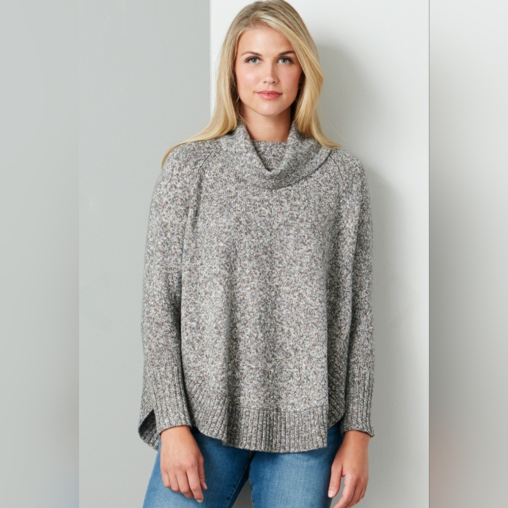 3/$25 Leo & Nicole Cowl Neck Poncho Sweater In Gray/Beige size Small